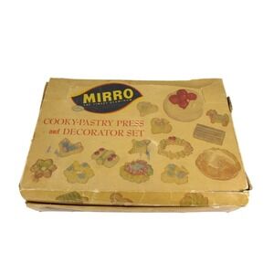 Vintage Mirro Aluminum Cooky-Pastry Press and Decorator‎ Set 350-M with Box
